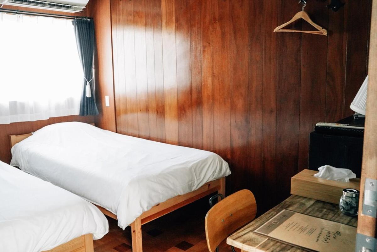 Tipy Records Inn Hanare Odawara Buitenkant foto
